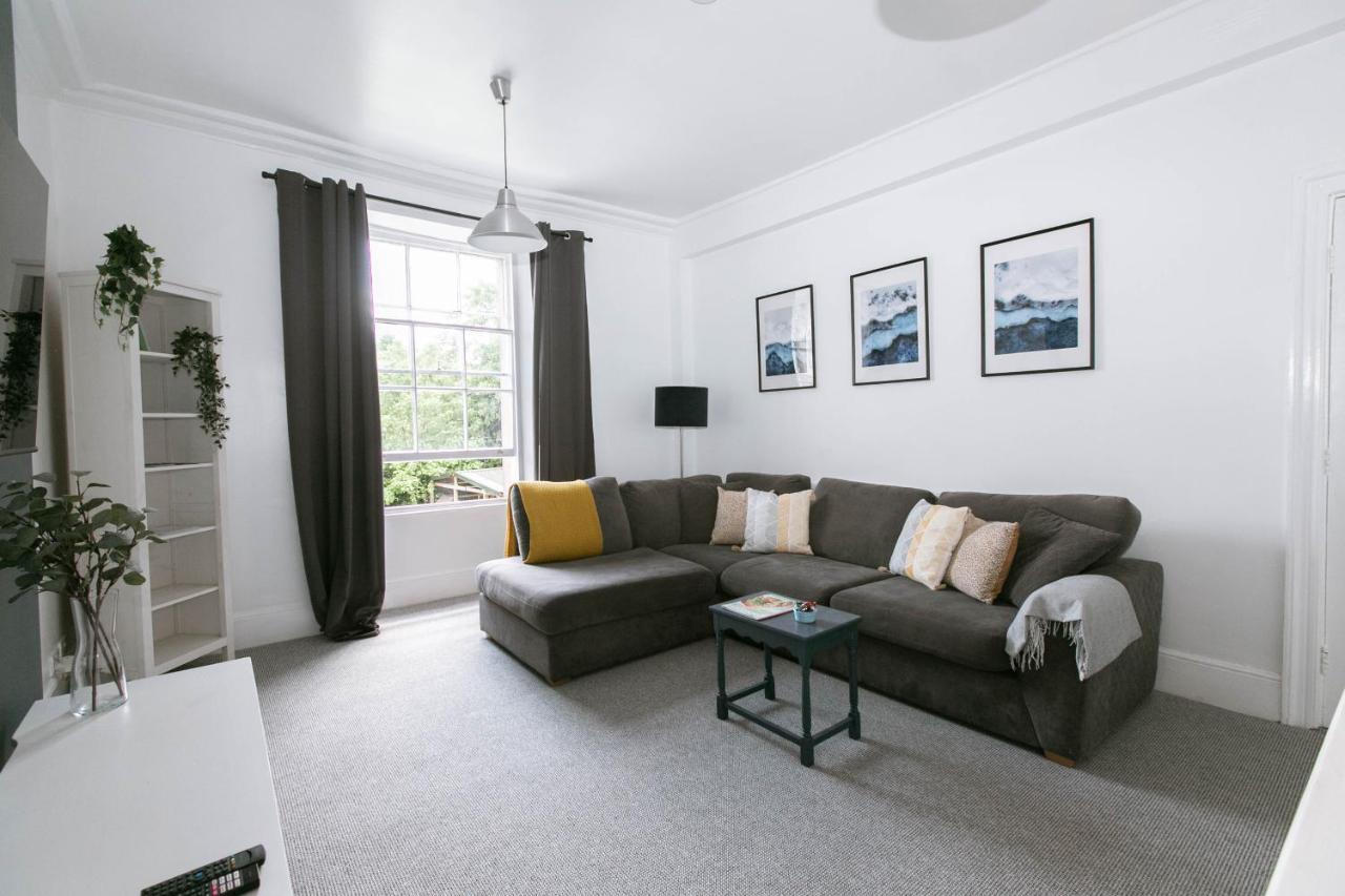 Spacious Apartment, Free Parking, Central Location Near To Uni, Hospital, Town Έξετερ Εξωτερικό φωτογραφία
