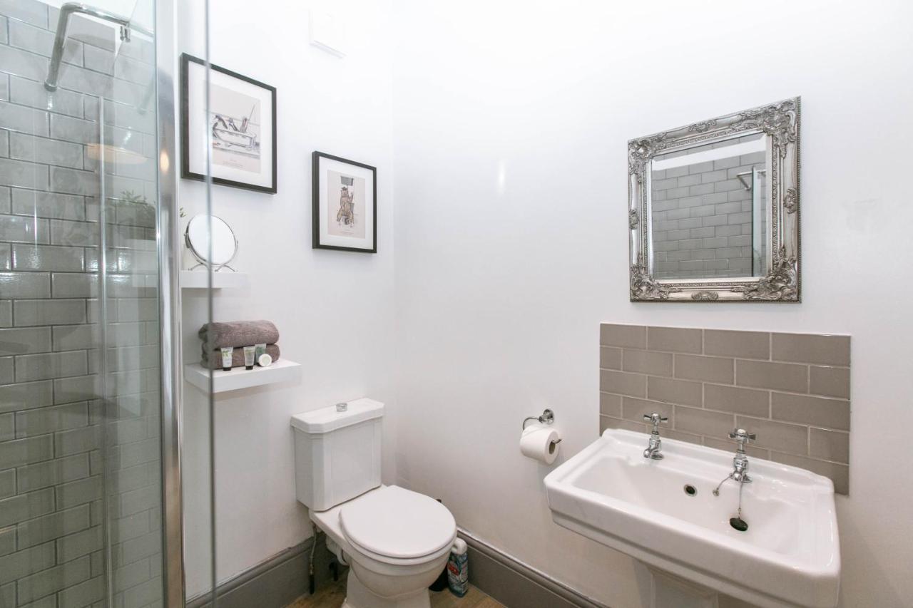 Spacious Apartment, Free Parking, Central Location Near To Uni, Hospital, Town Έξετερ Εξωτερικό φωτογραφία