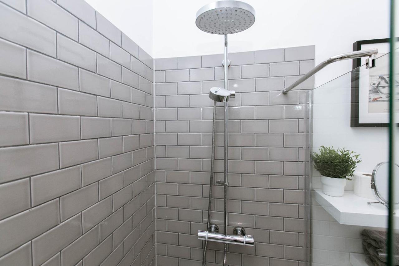 Spacious Apartment, Free Parking, Central Location Near To Uni, Hospital, Town Έξετερ Εξωτερικό φωτογραφία