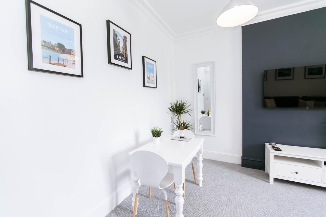 Spacious Apartment, Free Parking, Central Location Near To Uni, Hospital, Town Έξετερ Εξωτερικό φωτογραφία